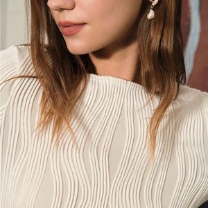 RIHOAS // White Water Ripple Texture LS Tee